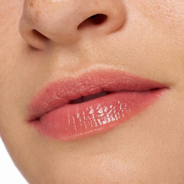 Rouge à lèvres brillant Essence Cosmetics pigmenté intense-2