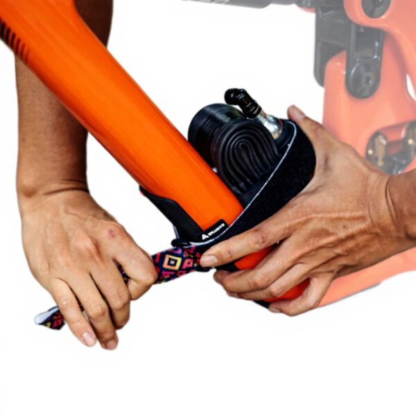 Porte-bagages Granite Rockband sangle cadre vélo outils